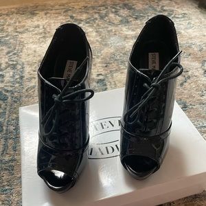 Steve Madden Black Patent Peep Toe Booties